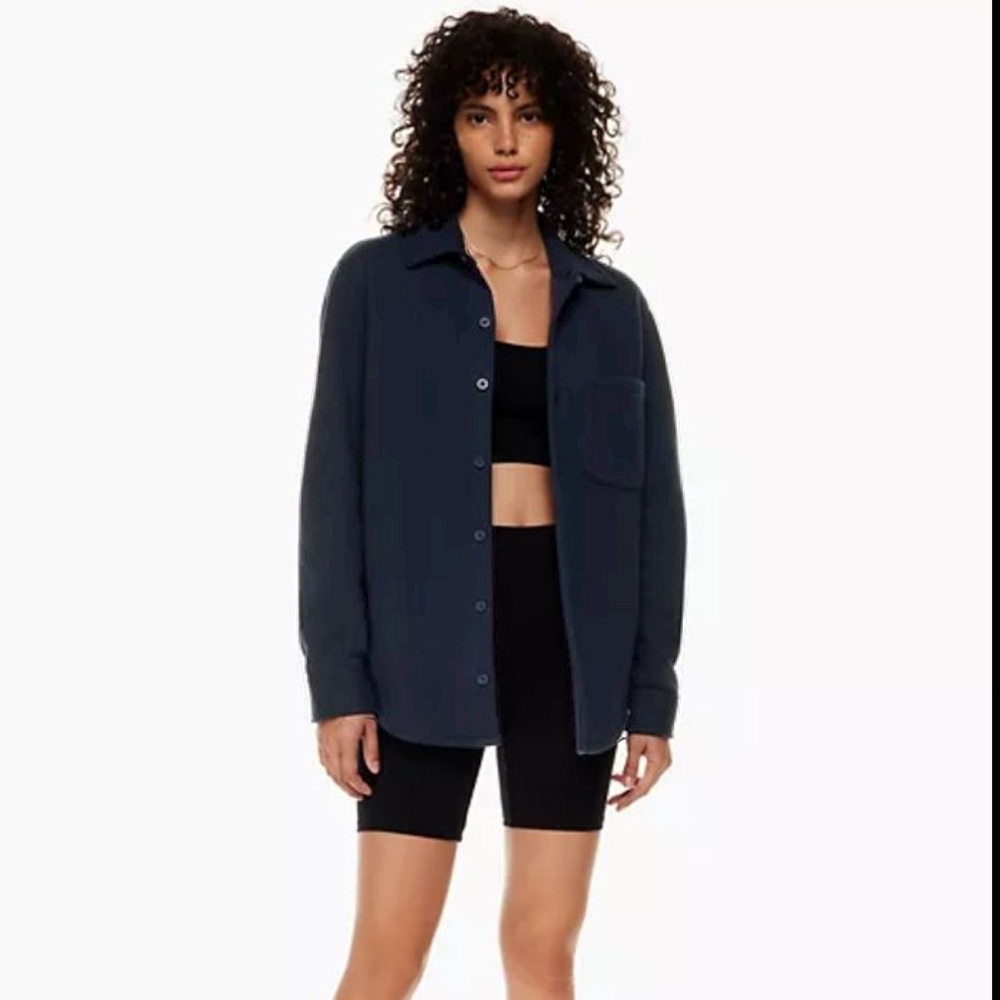 Aritzia TNA Cozy Fleece Boyfriend Shirt NWOT - Picture 5 of 6
